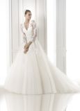 Long Sleeves V-Neck Lace Wedding Dress Bridal Gown
