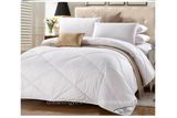 Honco White Hollow Cotton Quilt