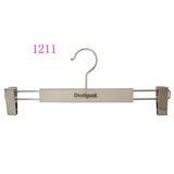 PP, PS Raw Materials Plastic Pants Hanger