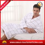 Winter Bath Robe with Good Quality for Stars Hotel, Coral Velvet Material with Printing