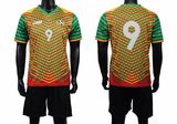 Wholesale Men's High Quality Soccer Uniform