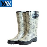 Simple and Warm Non -Slip Top-Quality Lining Fur Black Women Rubber Gumboots