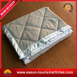 Custom Making Children Velvet Bed Quilt Manufacturer