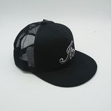 Snapback Flat Brim Black Mesh Trucker Snapback Caps with Embroidery