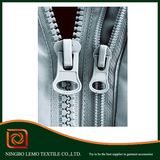 Cheap Wholesale Good Quality Plastic Zipper