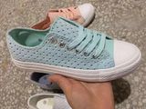 High/Top Quality for Women Canvas Shoes, Ladies/Women Casual Shoes. Board Shoes.