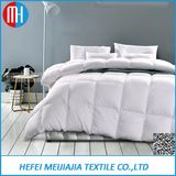 High Quality Bed Quilt with Filled Down Feather