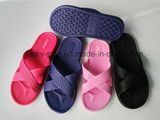 Four Colors of Slipper Man Shoes and Woman Shoes