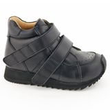 Leather Sport Shoes with Soft Lining for Abrasion-Free Wearing