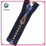 Fashion Accessory China Diamond Zipper with Custom Zipper Pulls