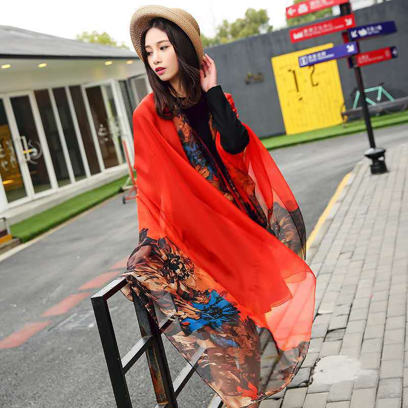China 100% Silk Digital Print Shawl Silk Scarf Fashion Silk in Chiffon